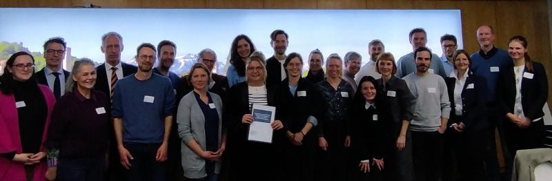Foto Vertragsunterzeichnung Weiterbildungsverbund am 10. Februar 2026 Teilnehmende